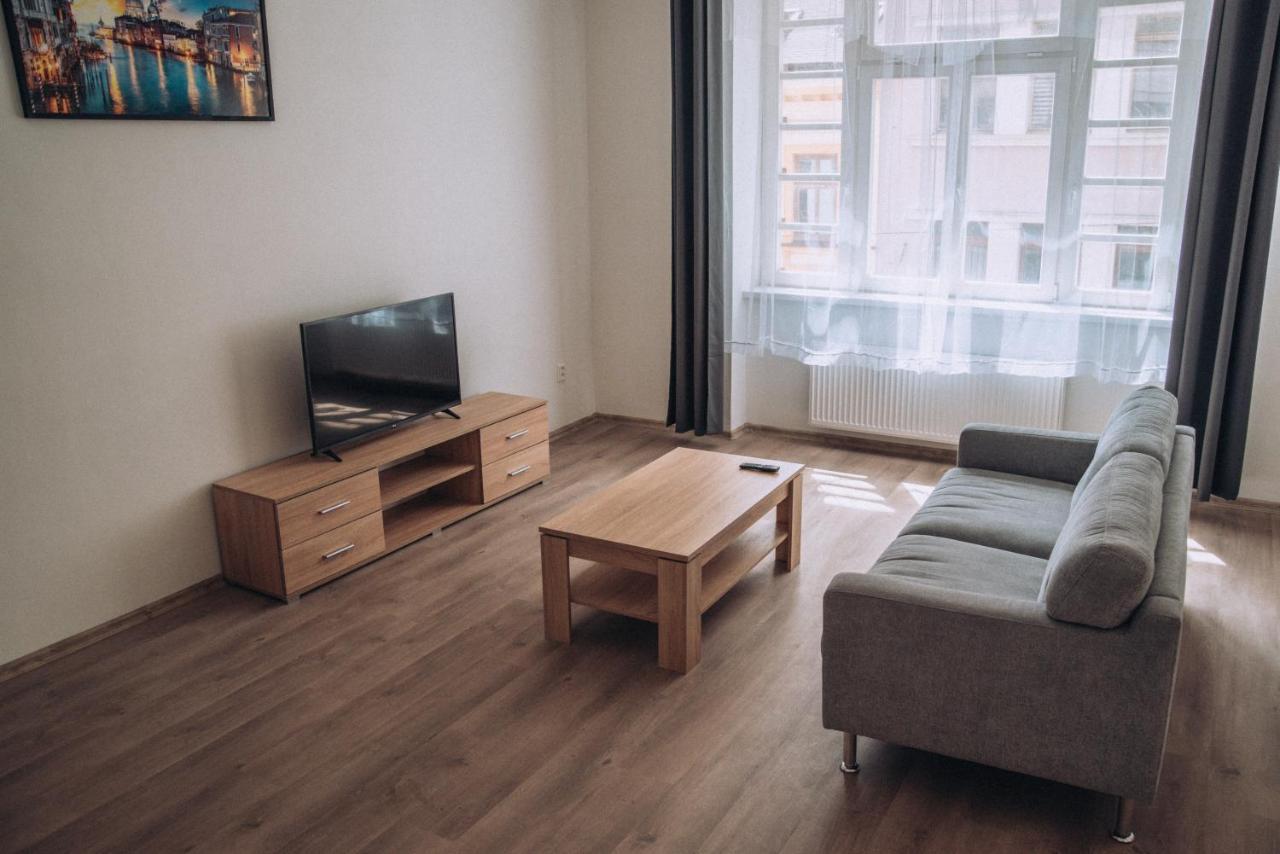 Grand Apartments In The Centre Of Teplice Esterno foto