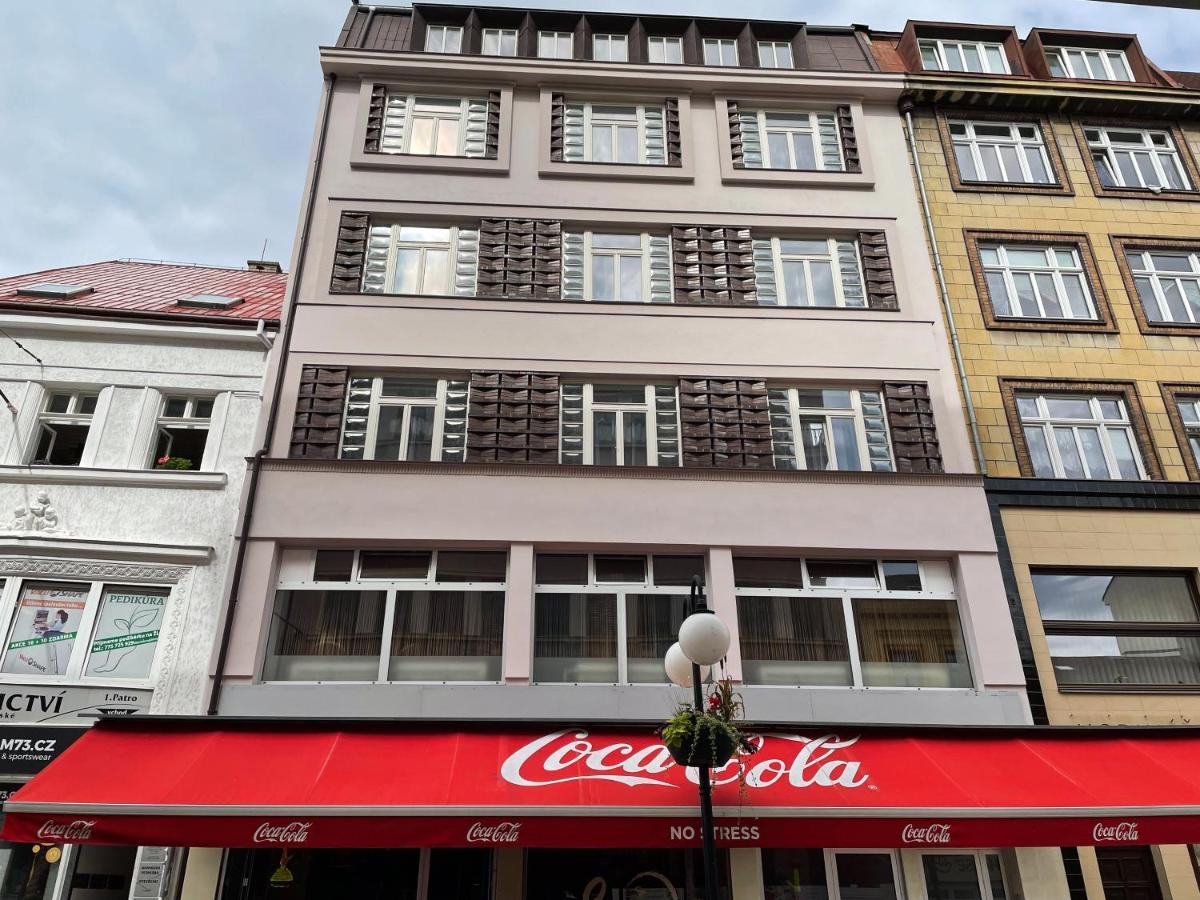 Grand Apartments In The Centre Of Teplice Esterno foto